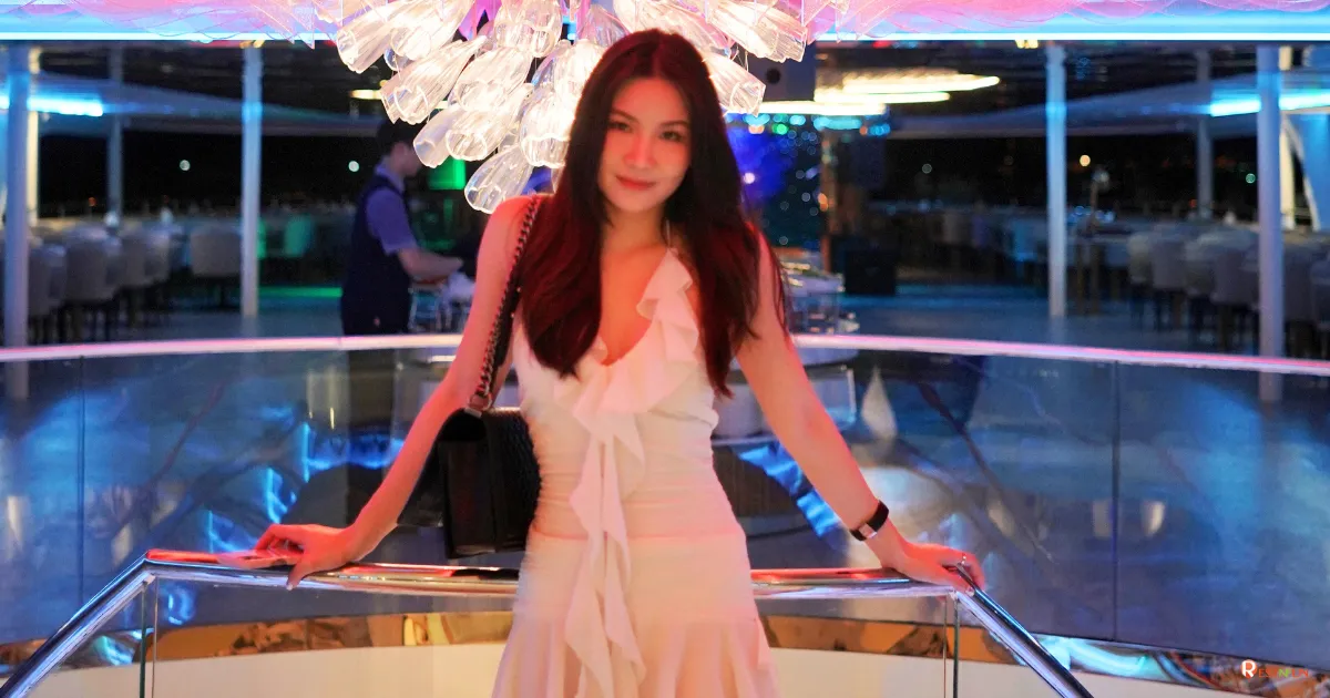 มุมถ่ายภาพภายในเรือดินเนอร์เจ้าพระยาเดอะ แพลนเน็ต ครูซ มีเยอะมาก